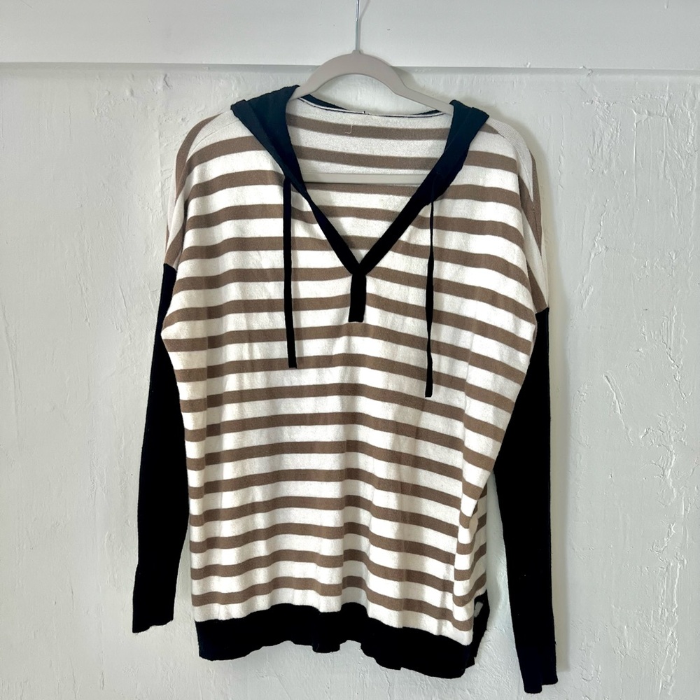 Striped V-Neck Sweater in Cream and Black